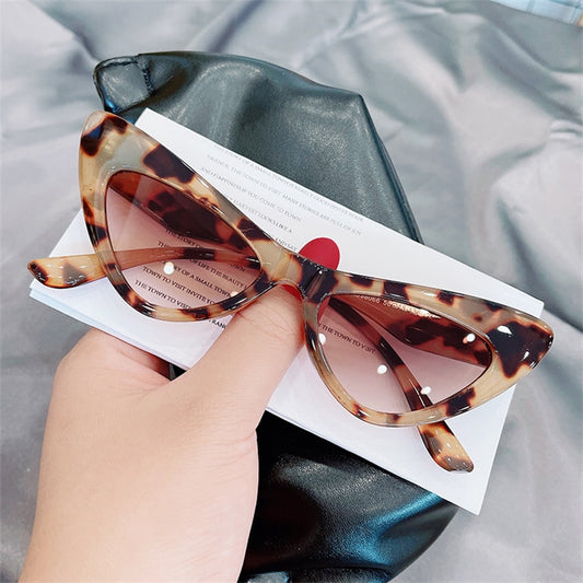 Vintage Cateye Sunglasses Women Fashion brand Designer Small Cat Eye Sun Glasses Colorful cat eye Eyewear Female UV400
